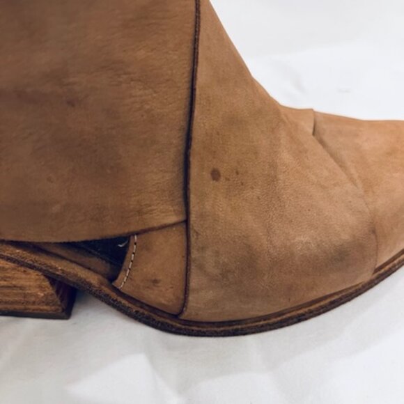 Eileen Fisher- Boots- Ladies Size 8, Brown/Tan - Style Vero Cuoio - Picture 9 of 12